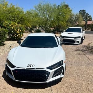 Meet your Posher, Ezra